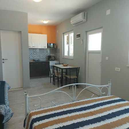 Studio Apartment Palmira Лижнян Экстерьер фото