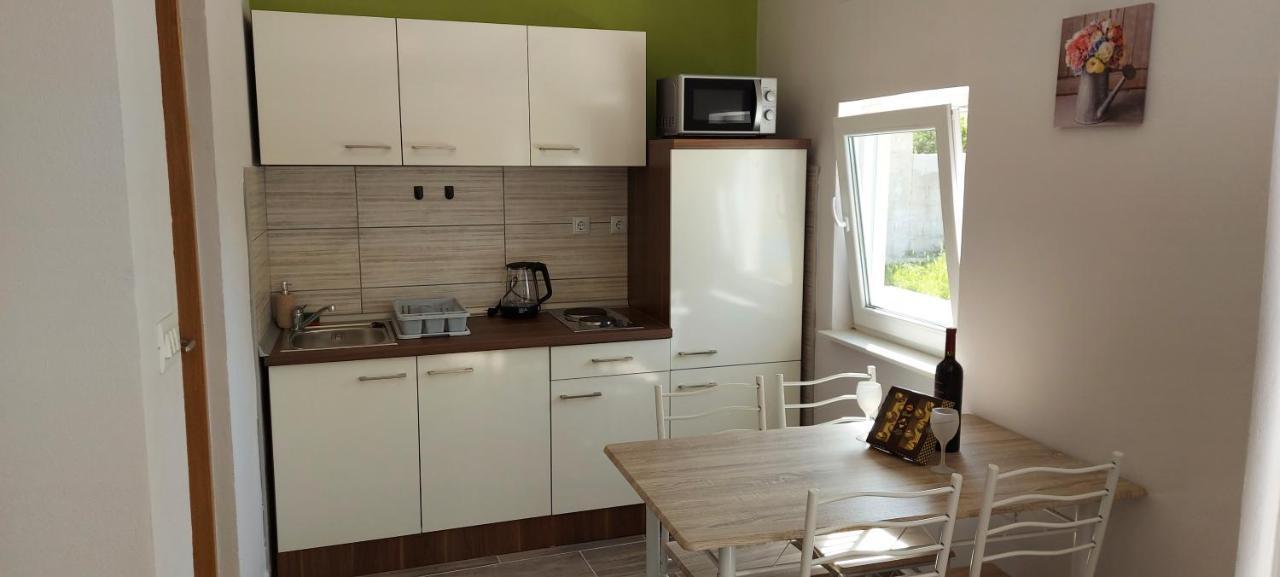 Studio Apartment Palmira Лижнян Экстерьер фото