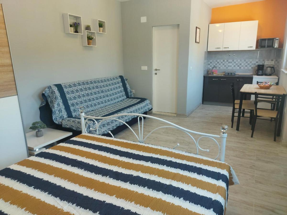 Studio Apartment Palmira Лижнян Экстерьер фото