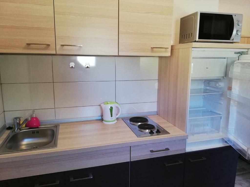 Studio Apartment Palmira Лижнян Экстерьер фото